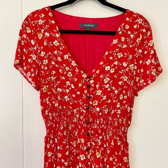 Modcloth Dresses & Skirts - Red and cream floral dress